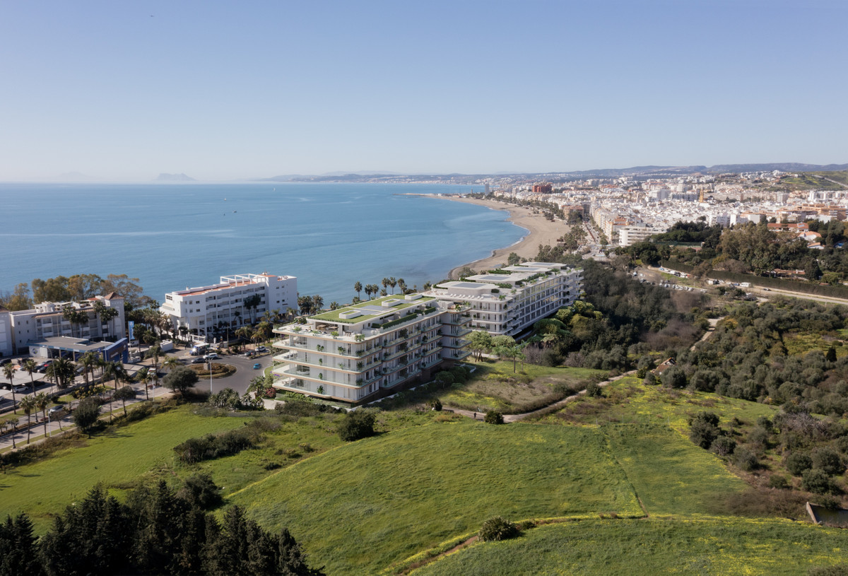 Huis te koop in Estepona | 3 - 4 slaapkamers H5462695
