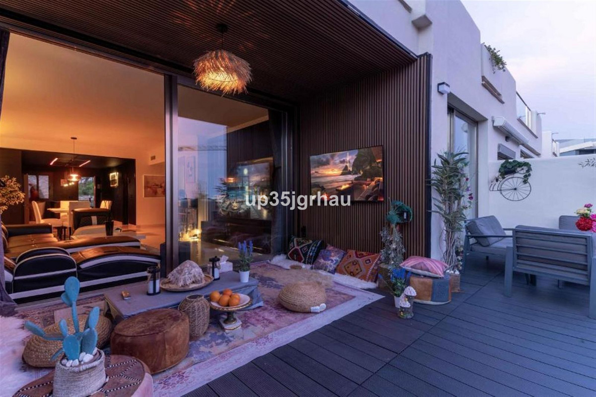 Huis te koop in Estepona | 2 slaapkamers H5462881