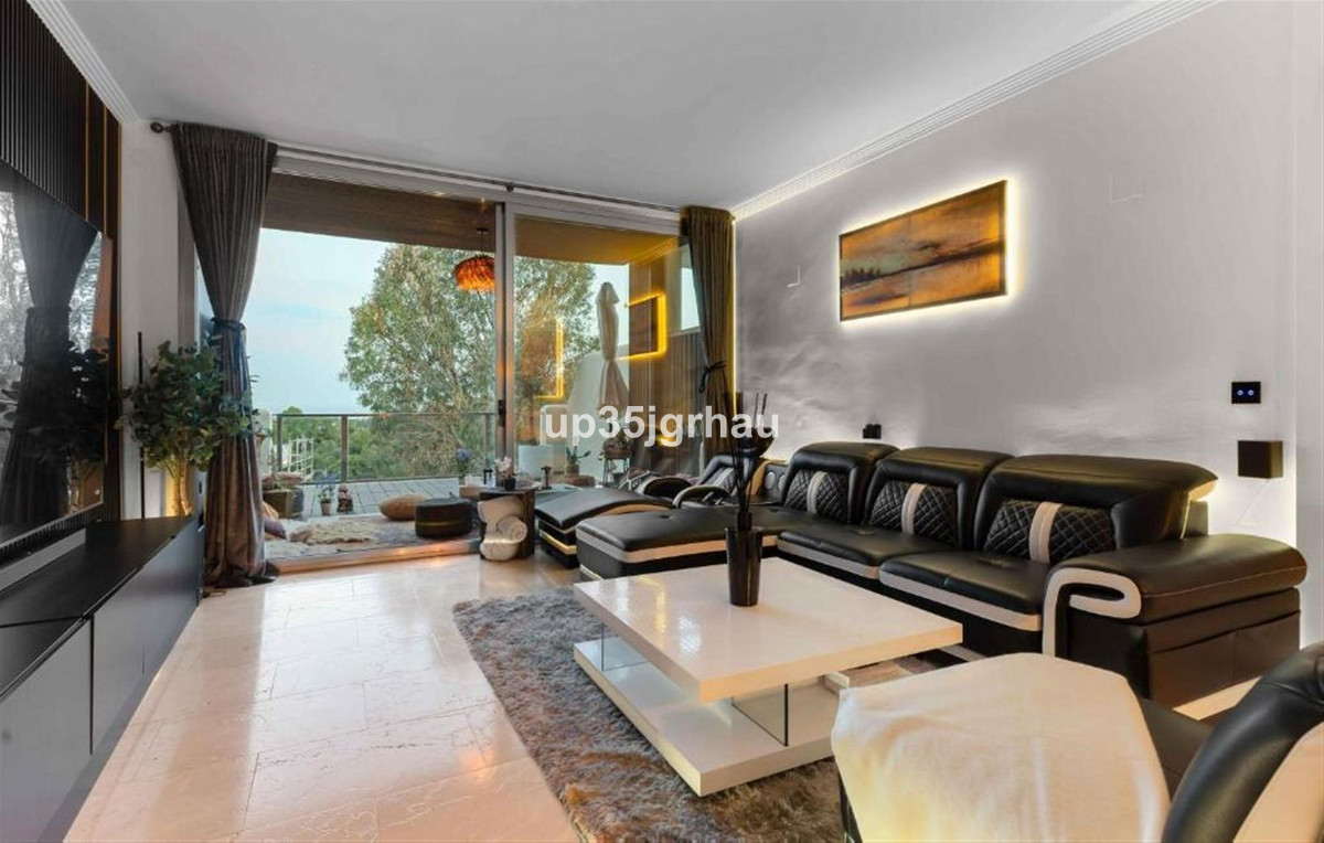 Huis te koop in Estepona | 2 slaapkamers H5462881
