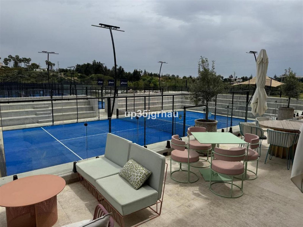 Huis te koop in Estepona | 2 slaapkamers H5462881
