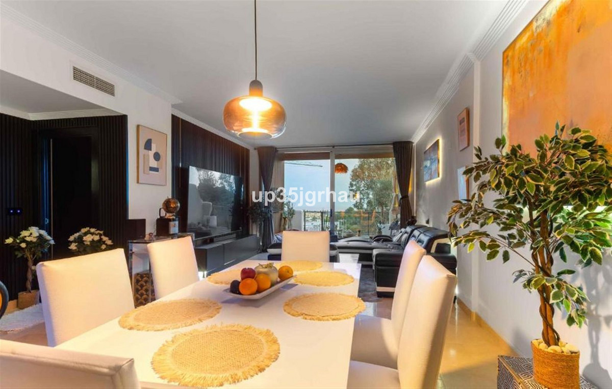 Huis te koop in Estepona | 2 slaapkamers H5462881