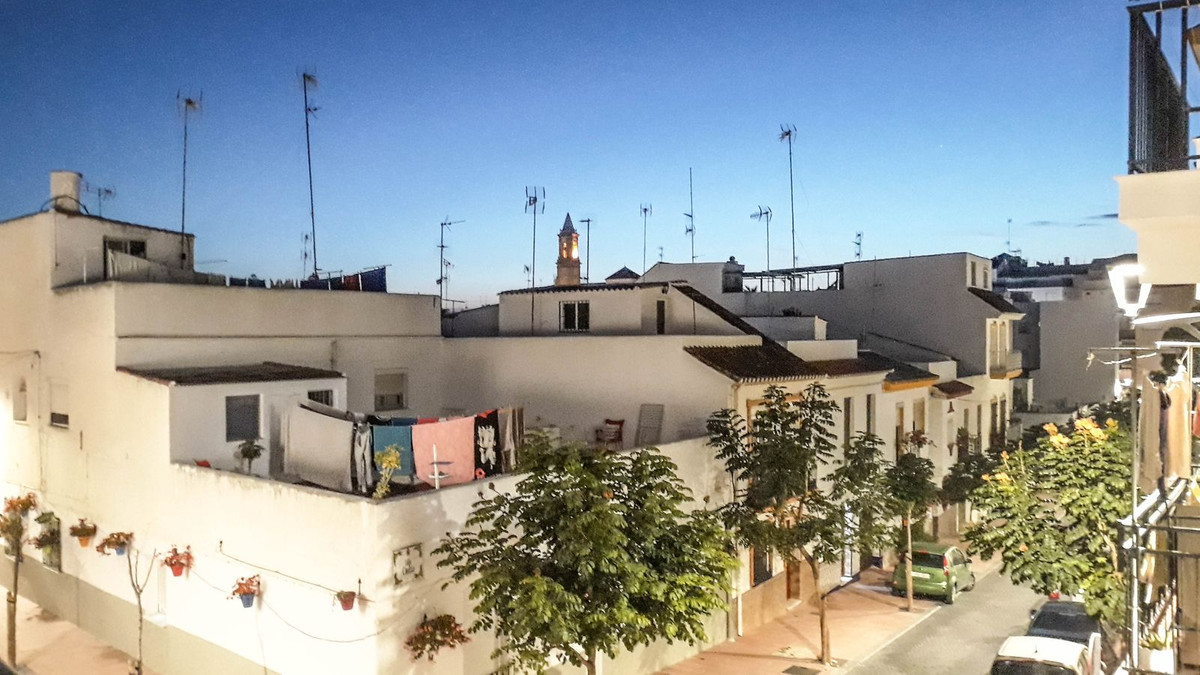 Huis te koop in Estepona | 4 slaapkamers H5462986