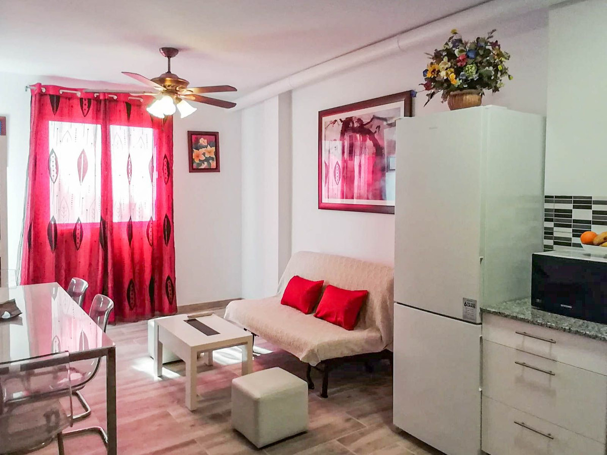 Huis te koop in Estepona | 4 slaapkamers H5462986