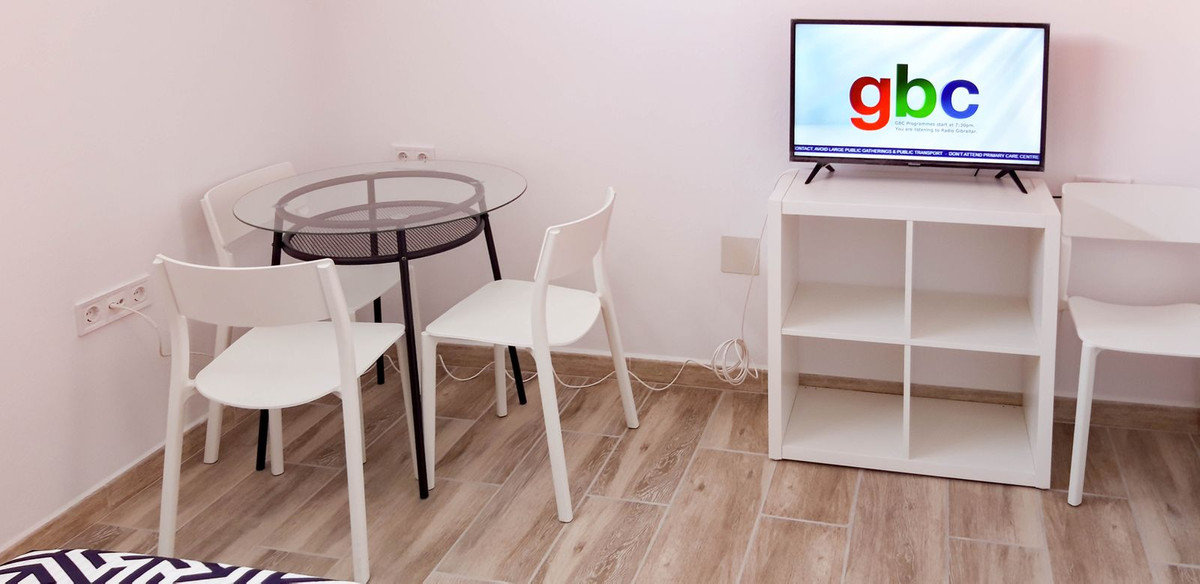 Huis te koop in Estepona | 4 slaapkamers H5462986