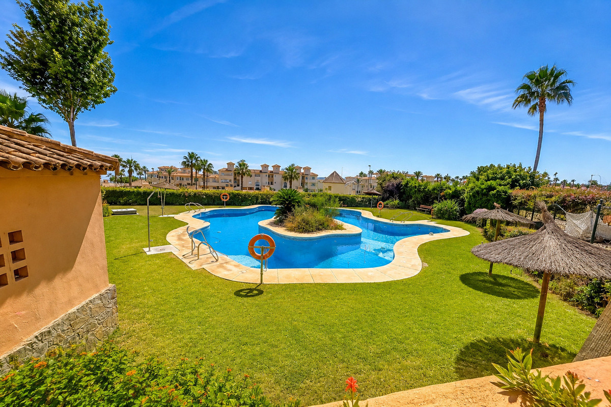 Huis te koop in Estepona | 3 slaapkamers H5464990