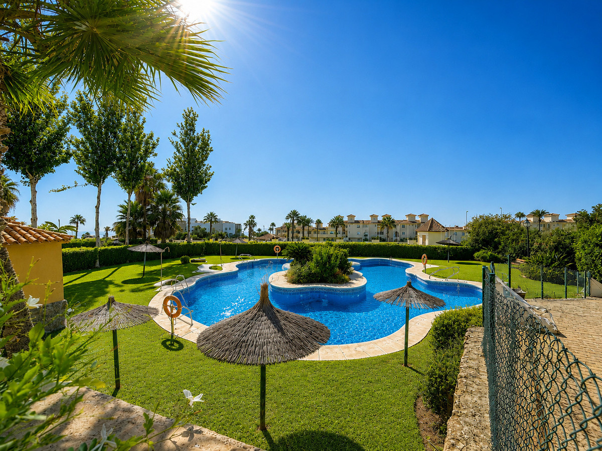 Huis te koop in Estepona | 3 slaapkamers H5464990