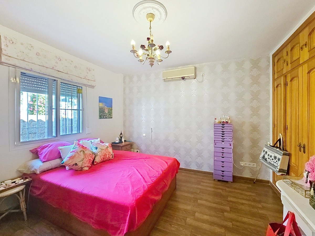 Huis te koop in Estepona | 3 slaapkamers H5465191