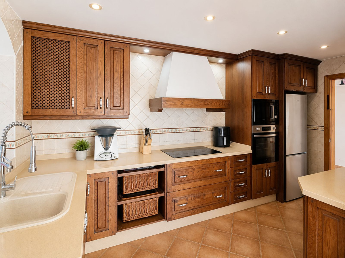 Huis te koop in Estepona | 3 slaapkamers H5465191