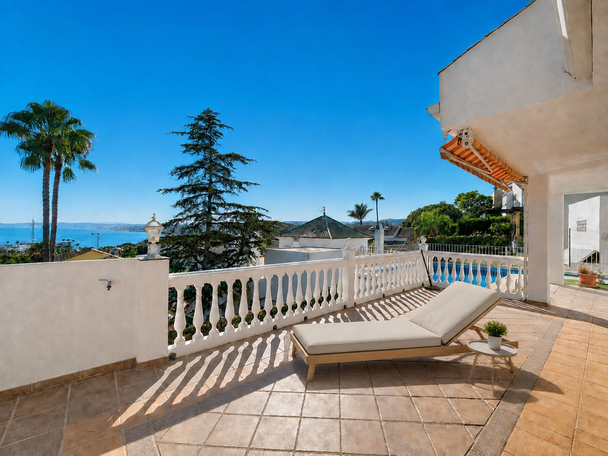 Huis te koop in Estepona | 3 slaapkamers H5465191