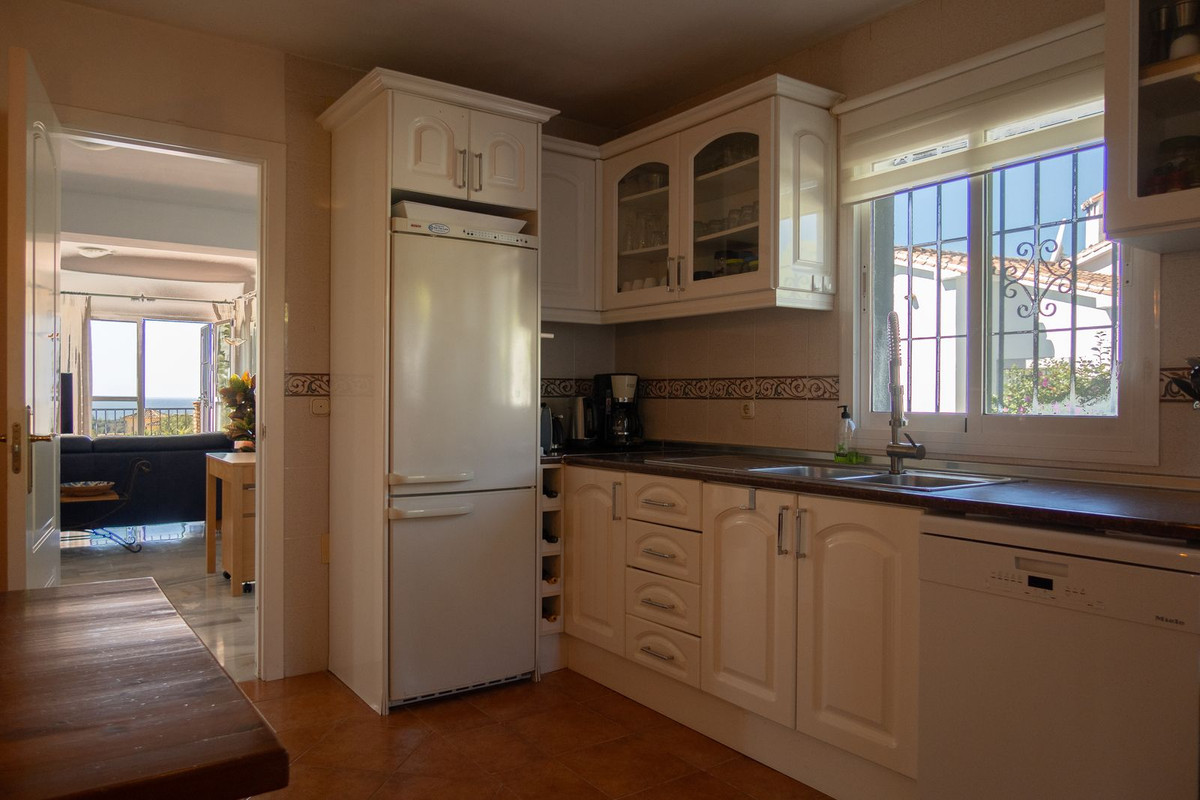 Huis te koop in Estepona | 3 slaapkamers H5465248