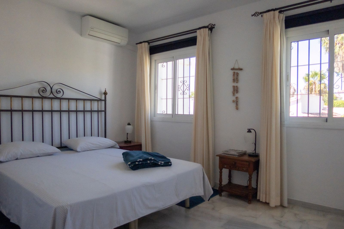 Huis te koop in Estepona | 3 slaapkamers H5465248