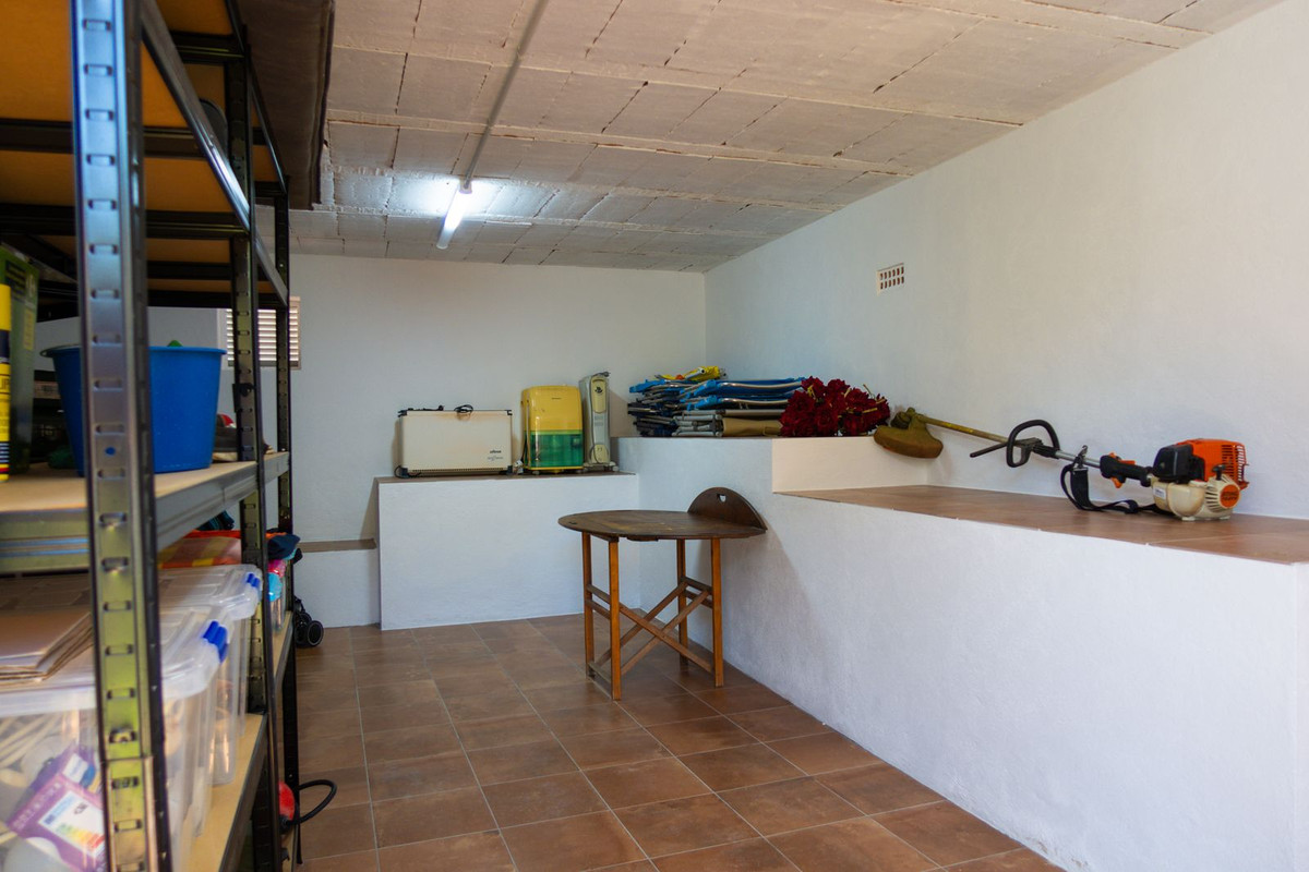 Huis te koop in Estepona | 3 slaapkamers H5465248