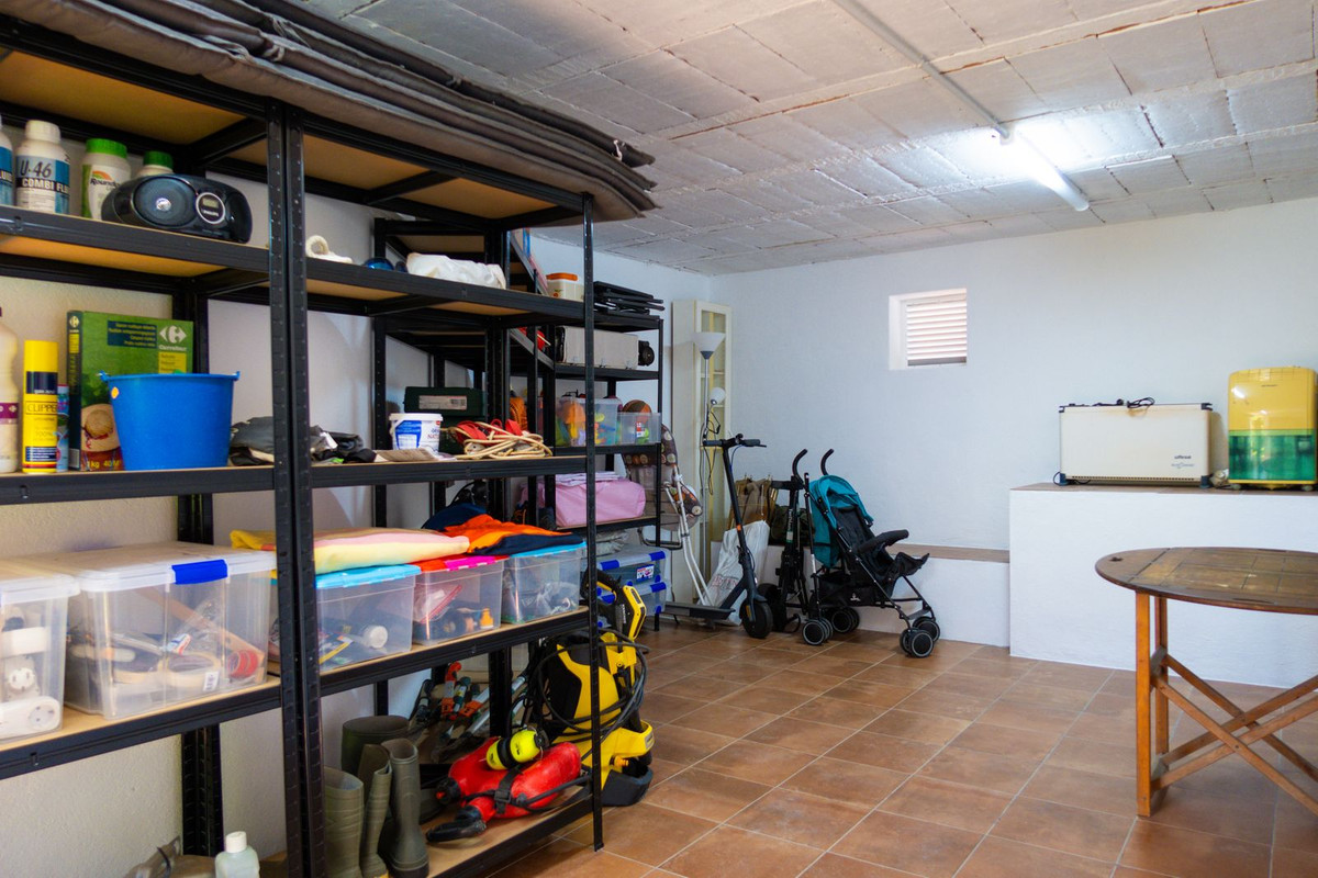 Huis te koop in Estepona | 3 slaapkamers H5465248