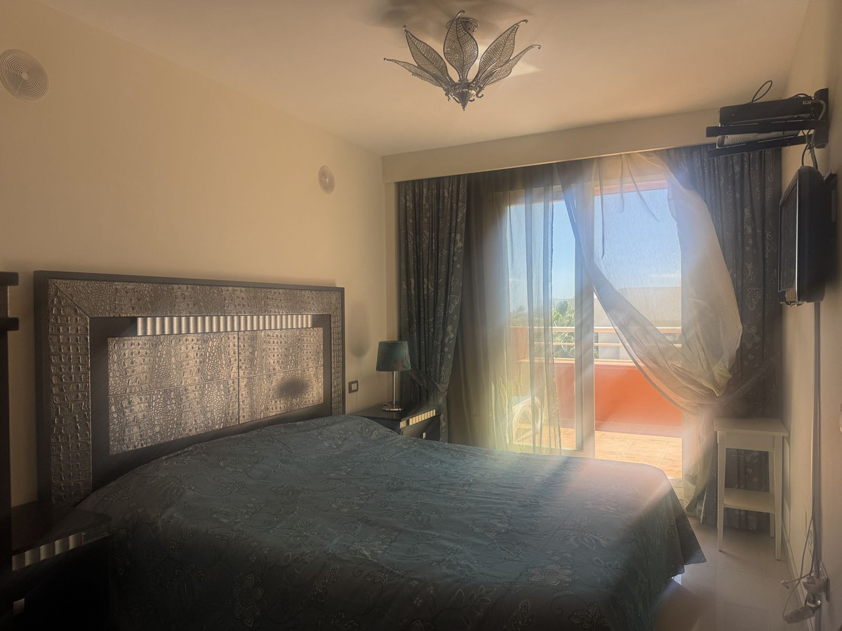 Huis te koop in Estepona | 3 slaapkamers H5468962