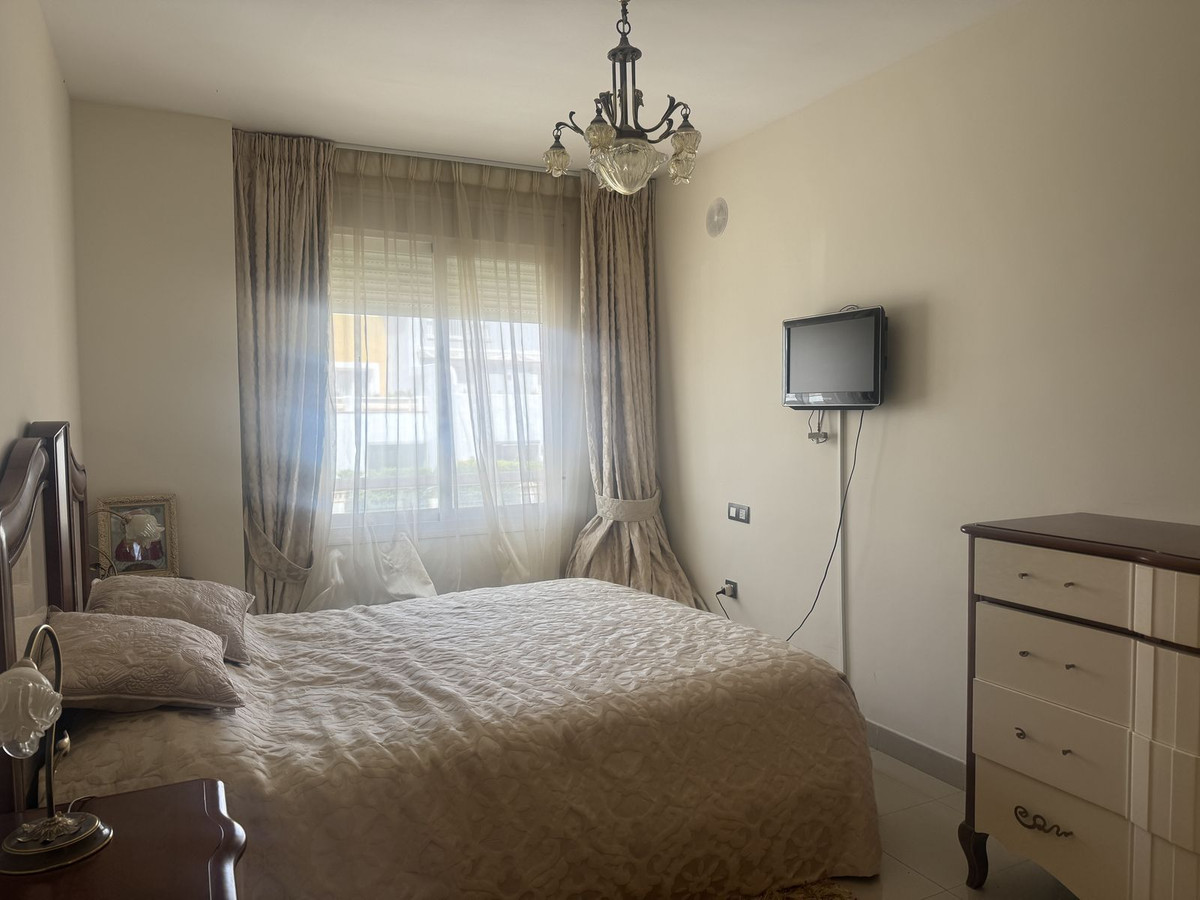 Huis te koop in Estepona | 3 slaapkamers H5468962