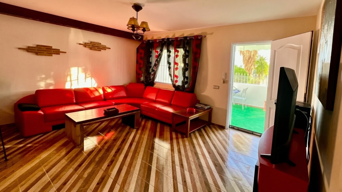 Huis te koop in Estepona | 2 slaapkamers H5471767