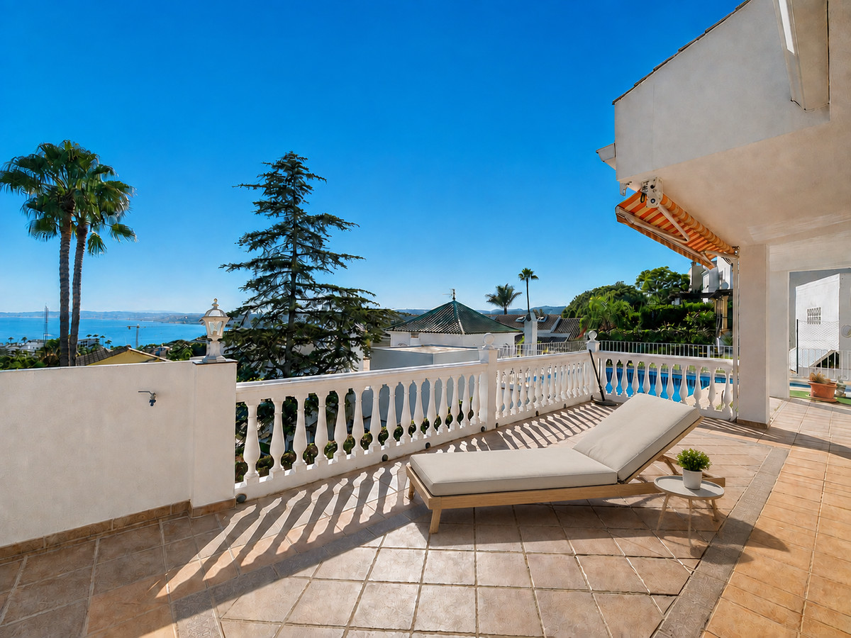 Huis te koop in Estepona | 4 slaapkamers H5471950