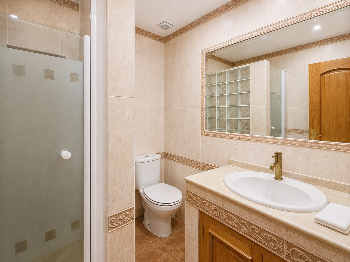 Huis te koop in Estepona | 4 slaapkamers H5471950