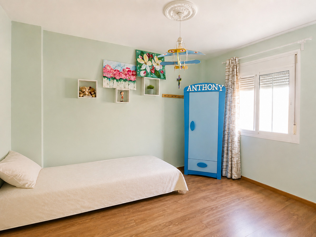 Huis te koop in Estepona | 4 slaapkamers H5471950