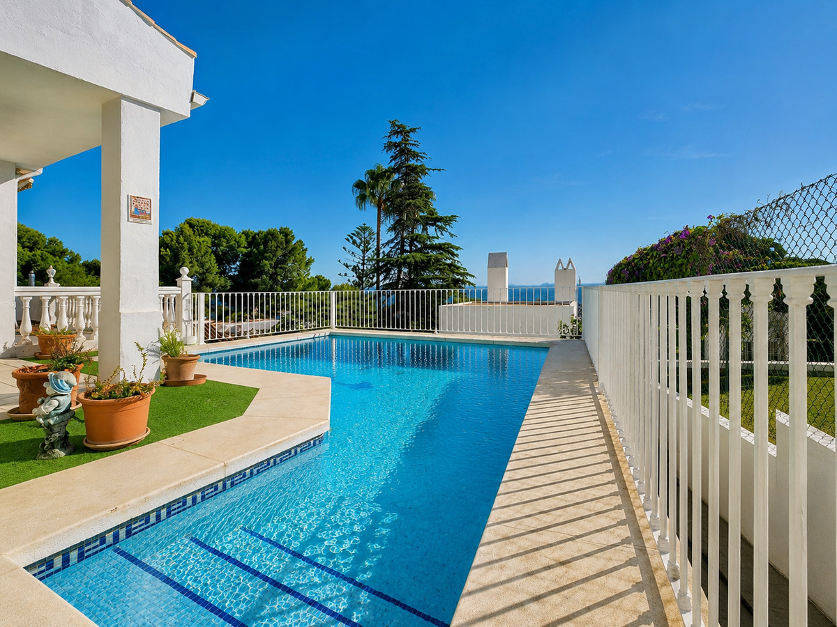 Huis te koop in Estepona | 4 slaapkamers H5471950