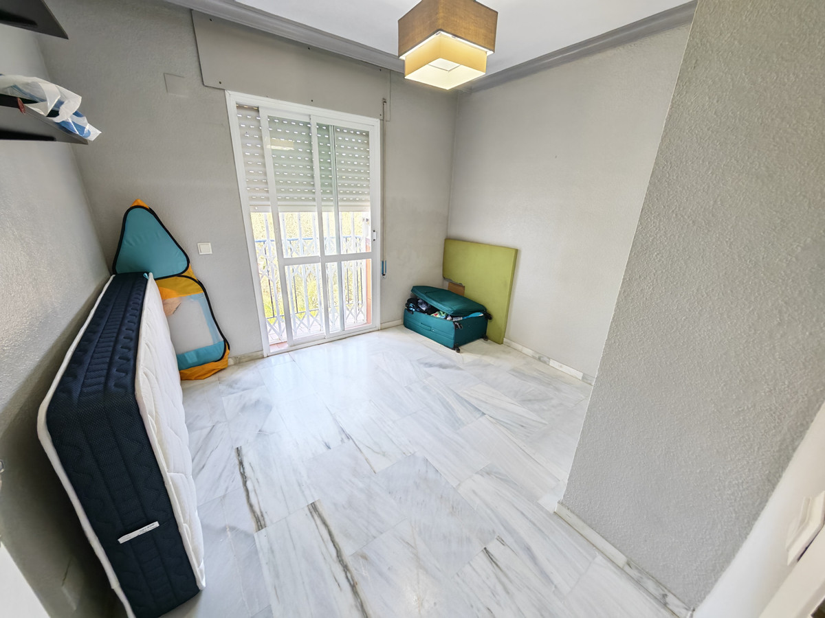 Huis te koop in Estepona | 3 slaapkamers H5472766