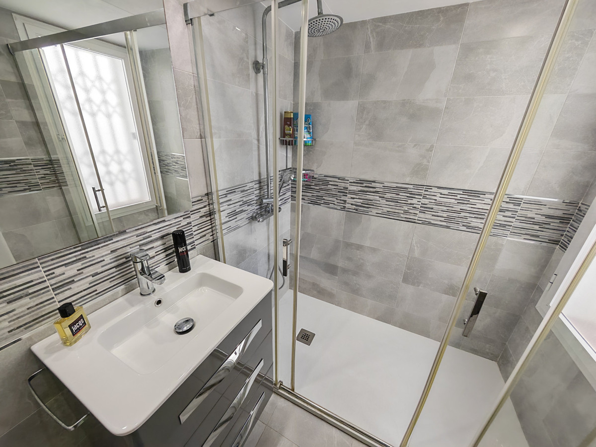 Huis te koop in Estepona | 3 slaapkamers H5472766
