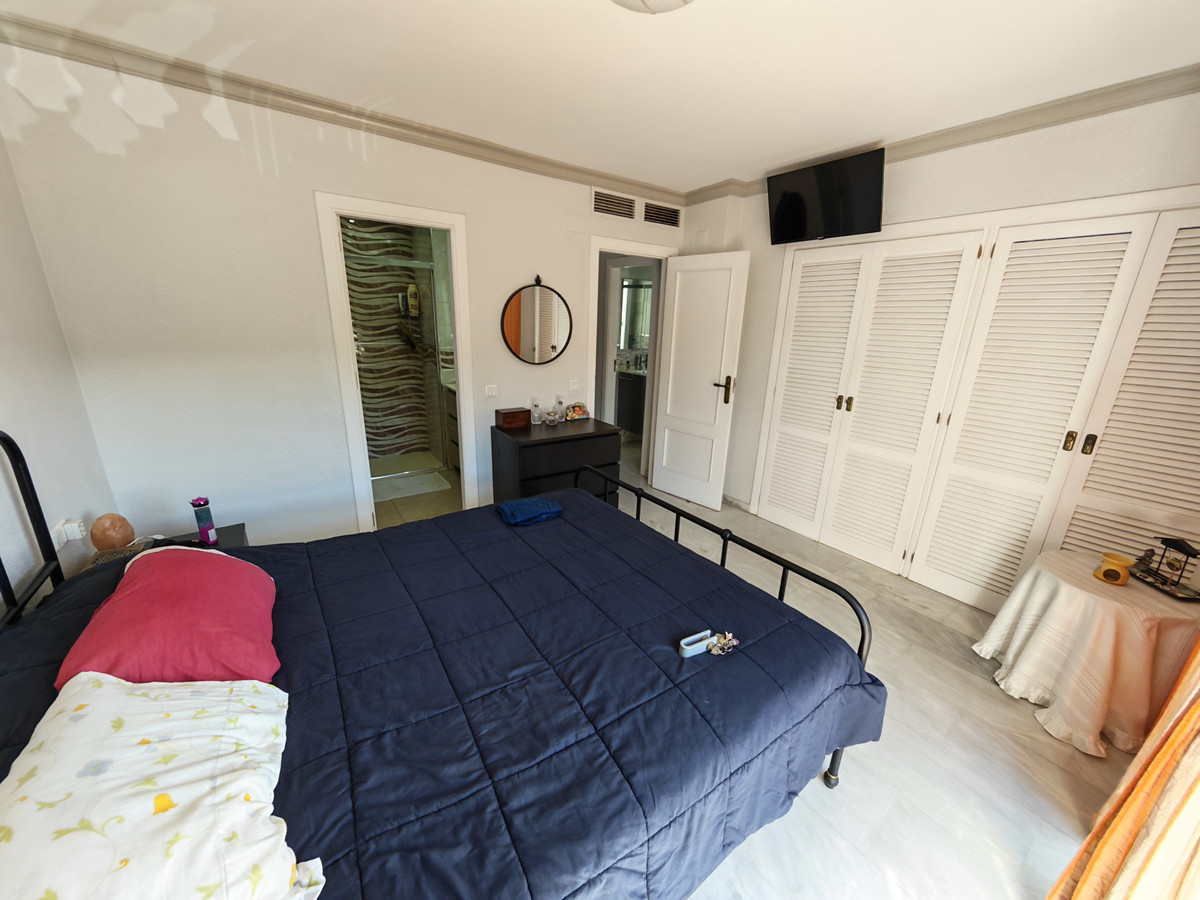 Huis te koop in Estepona | 3 slaapkamers H5472766