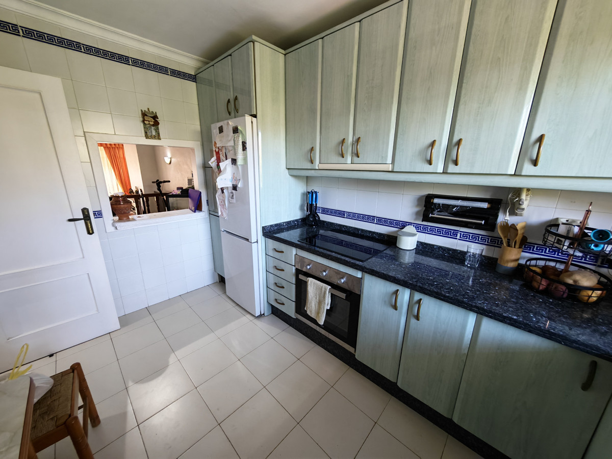 Huis te koop in Estepona | 3 slaapkamers H5472766