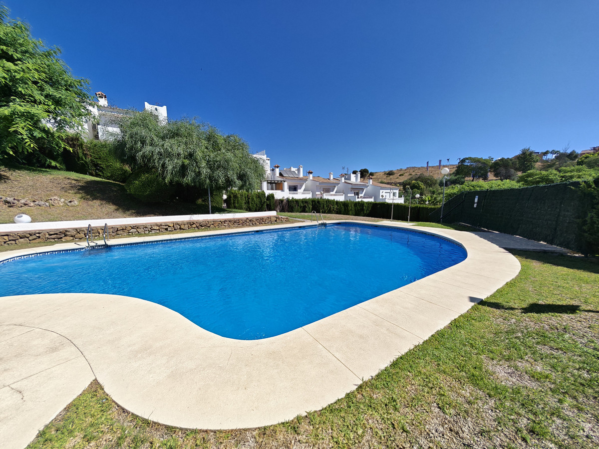 Huis te koop in Estepona | 3 slaapkamers H5472766