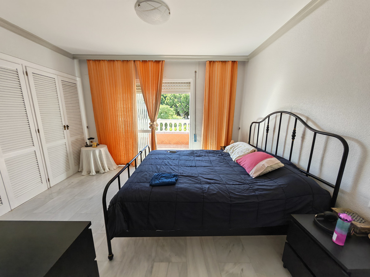 Huis te koop in Estepona | 3 slaapkamers H5472766