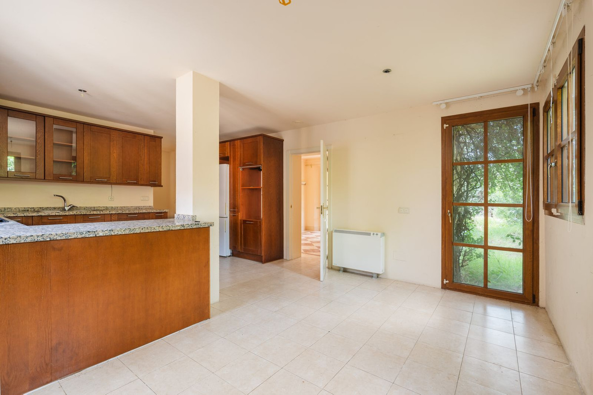 Huis te koop in Estepona | 4 slaapkamers H5472985