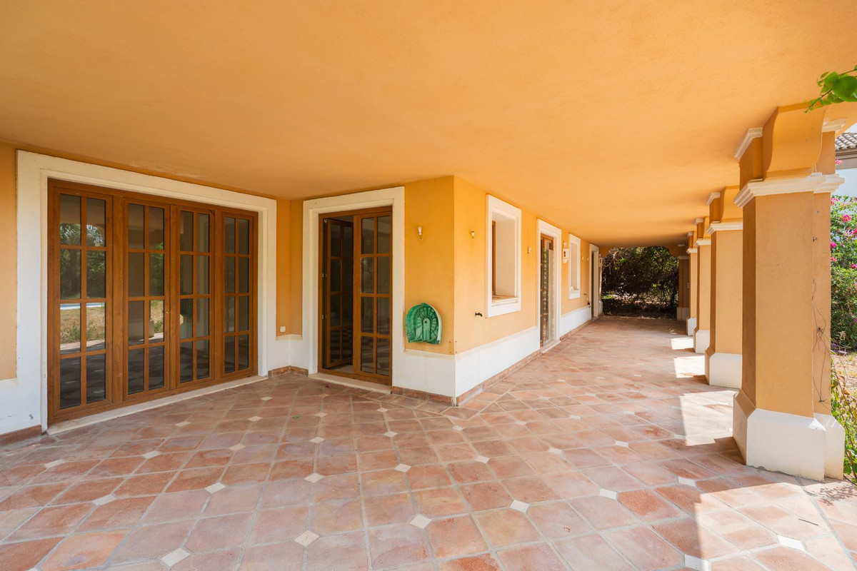 Huis te koop in Estepona | 4 slaapkamers H5472985