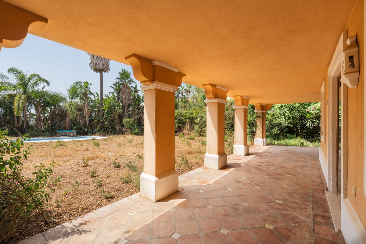 Huis te koop in Estepona | 4 slaapkamers H5472985