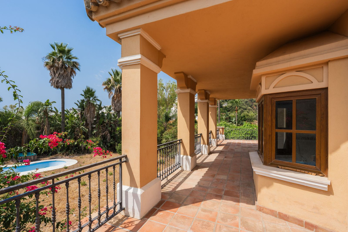 Huis te koop in Estepona | 4 slaapkamers H5472985