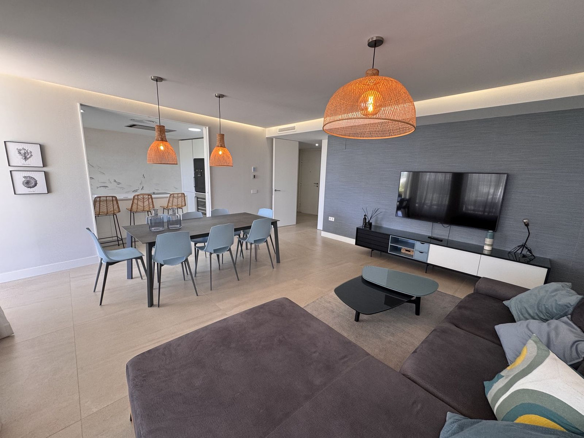 Finca - Cortijo te koop in Estepona | 2 slaapkamers H5473450