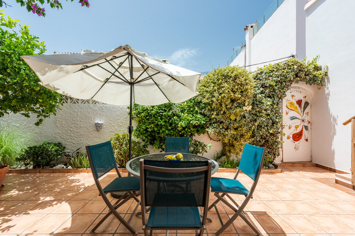 Huis te koop in Estepona | 2 slaapkamers H5473921