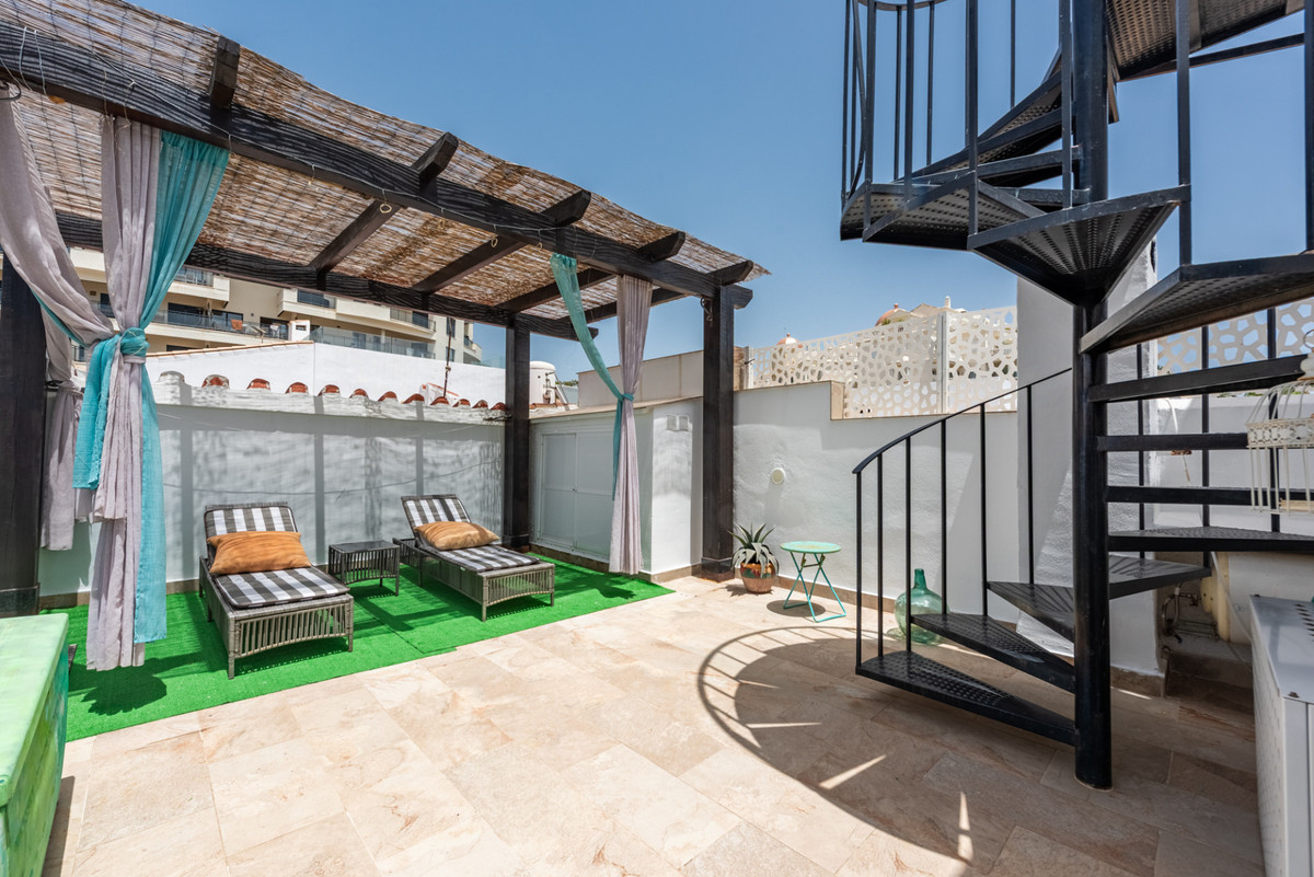 Huis te koop in Estepona | 2 slaapkamers H5473921