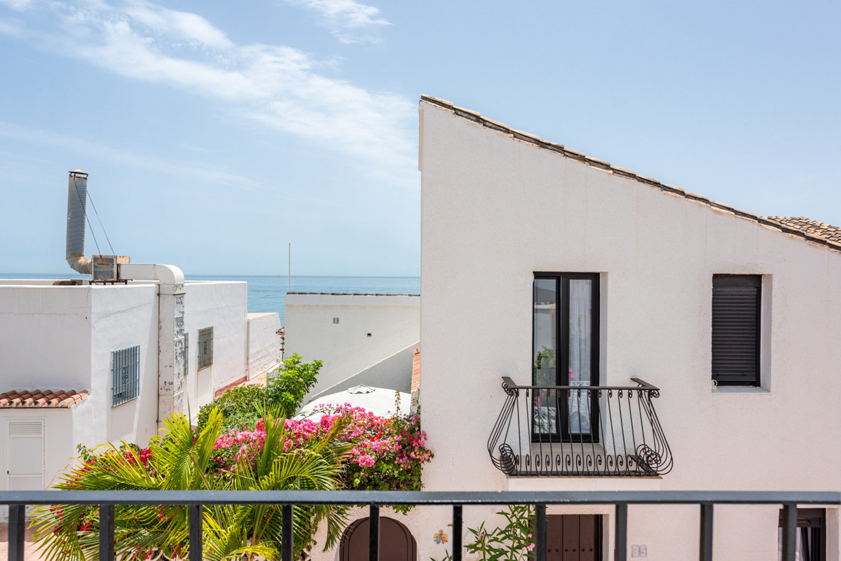 Huis te koop in Estepona | 2 slaapkamers H5473921