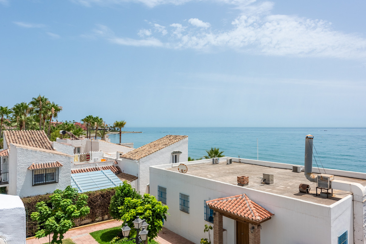 Huis te koop in Estepona | 2 slaapkamers H5473921