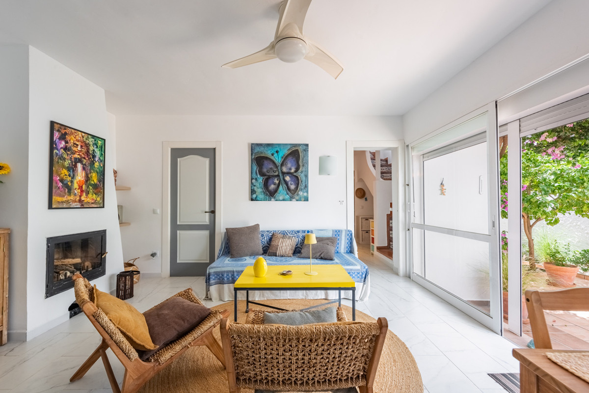 Huis te koop in Estepona | 2 slaapkamers H5473921