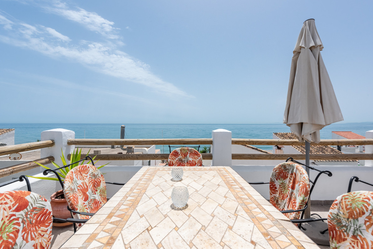 Huis te koop in Estepona | 2 slaapkamers H5473921