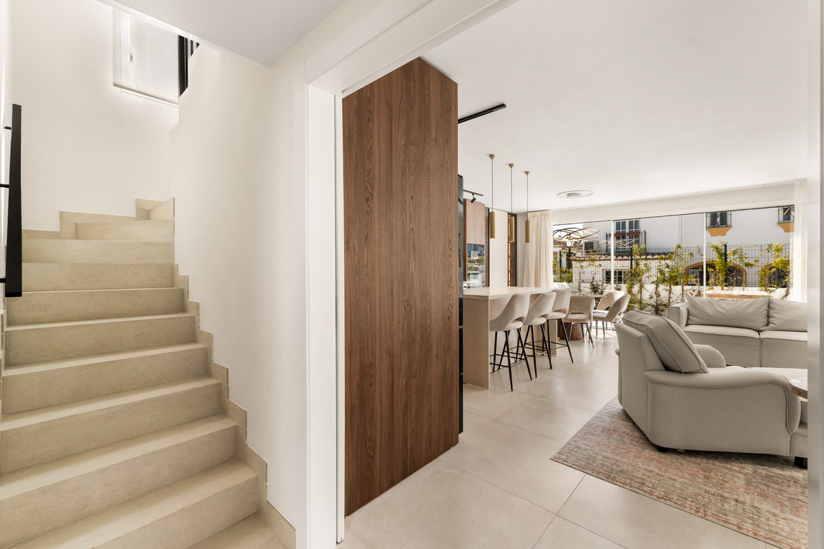 Huis te koop in Estepona | 4 slaapkamers H5476009