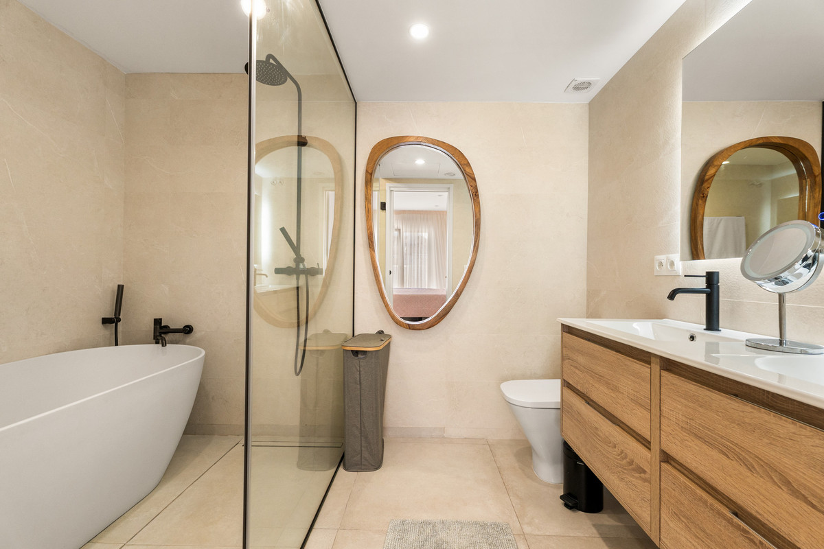 Huis te koop in Estepona | 4 slaapkamers H5476009