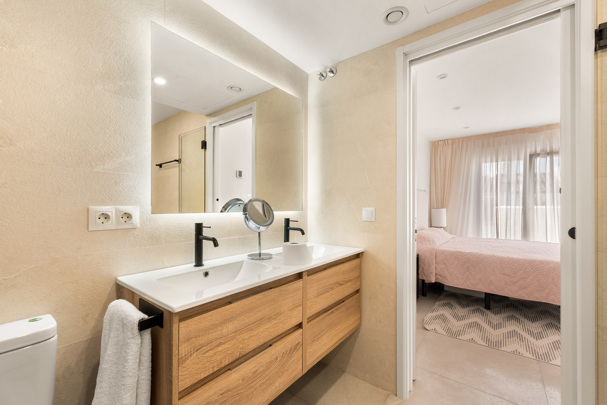 Huis te koop in Estepona | 4 slaapkamers H5476009