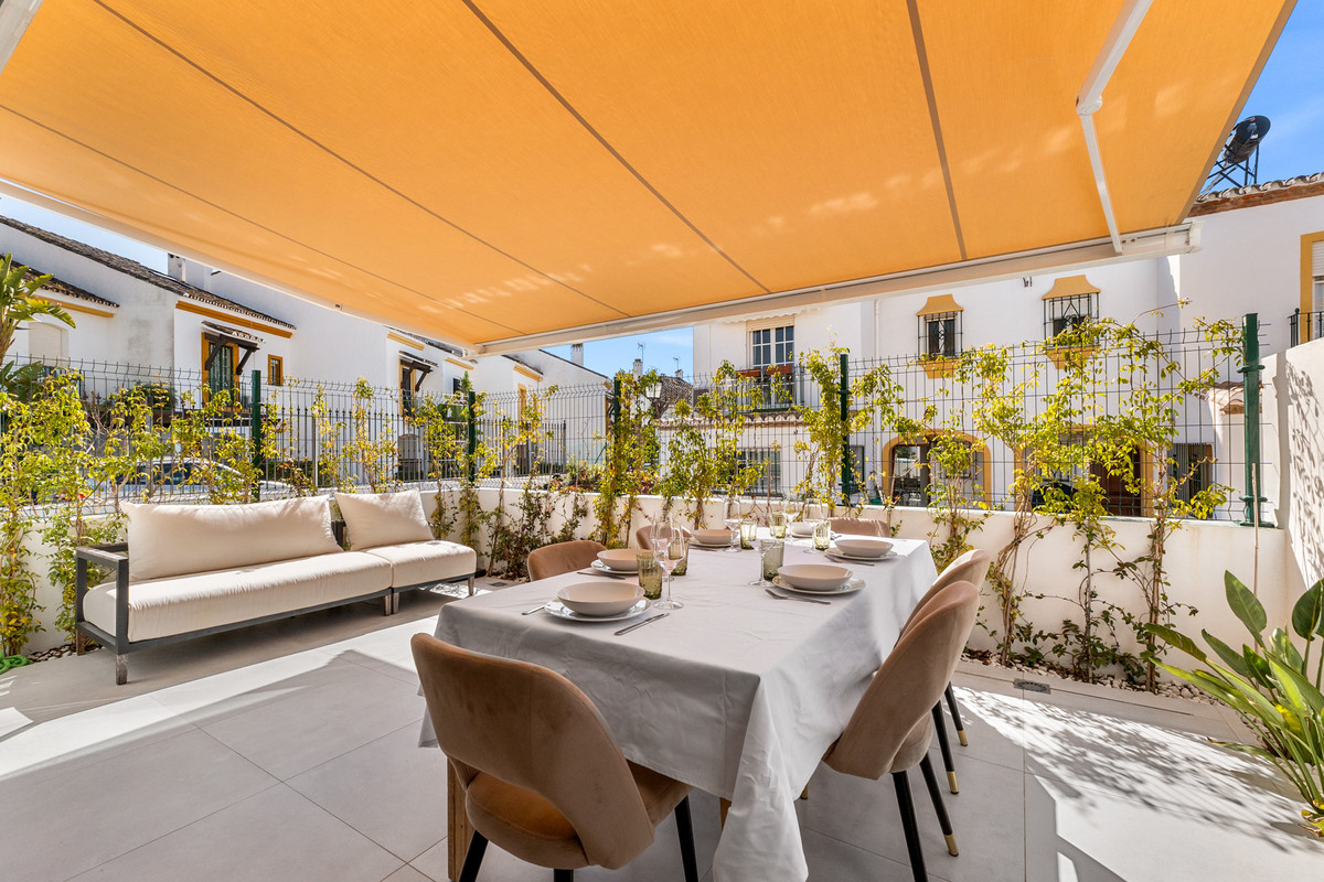 Huis te koop in Estepona | 4 slaapkamers H5476009