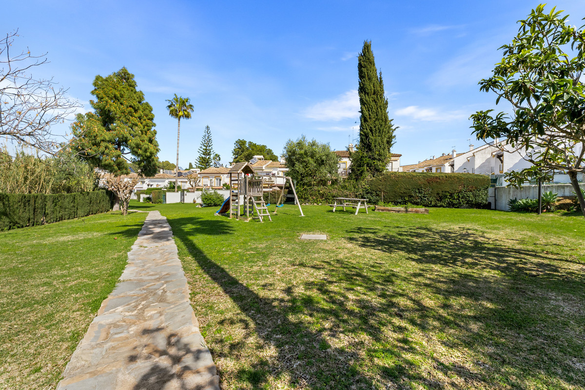 Huis te koop in Estepona | 4 slaapkamers H5476009