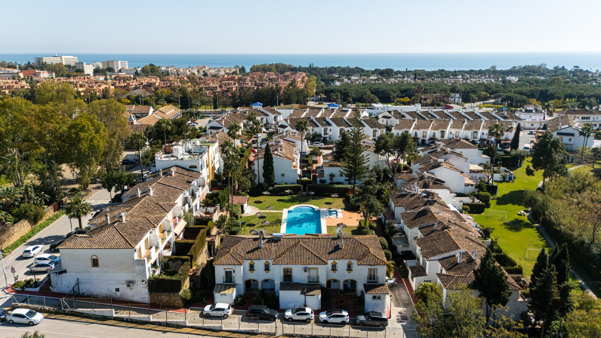 Huis te koop in Estepona | 4 slaapkamers H5476009