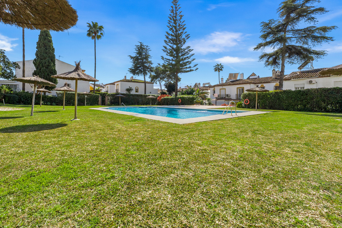 Huis te koop in Estepona | 4 slaapkamers H5476009