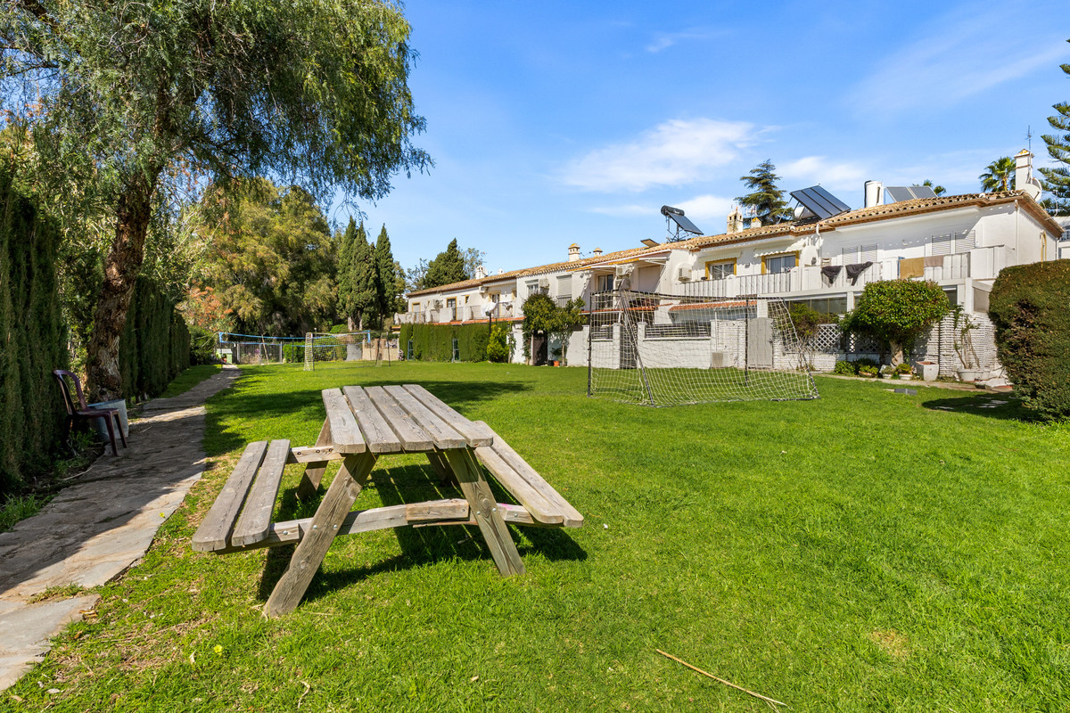 Huis te koop in Estepona | 4 slaapkamers H5476009