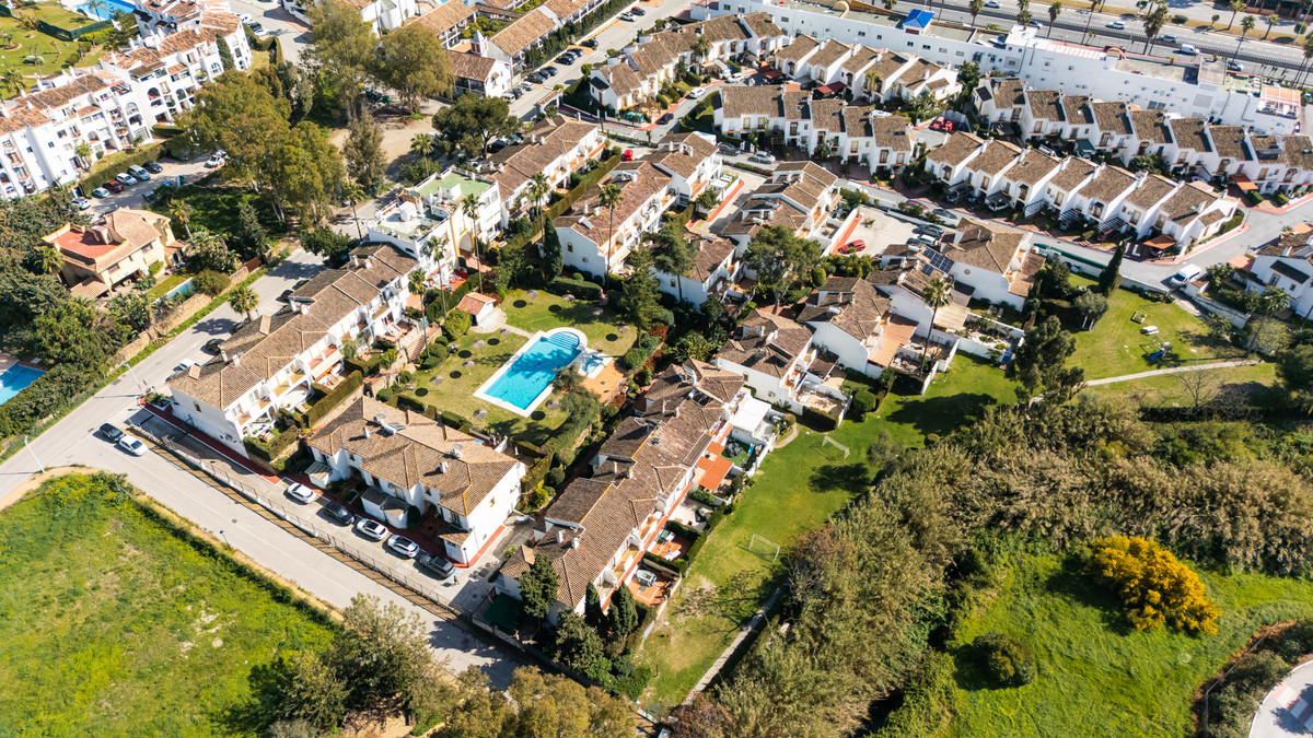Huis te koop in Estepona | 4 slaapkamers H5476009